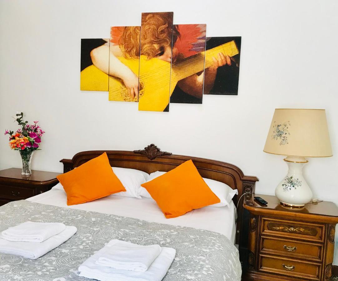 4 Bed Rooms Luxury Apartment Near Colosseum 罗马 外观 照片