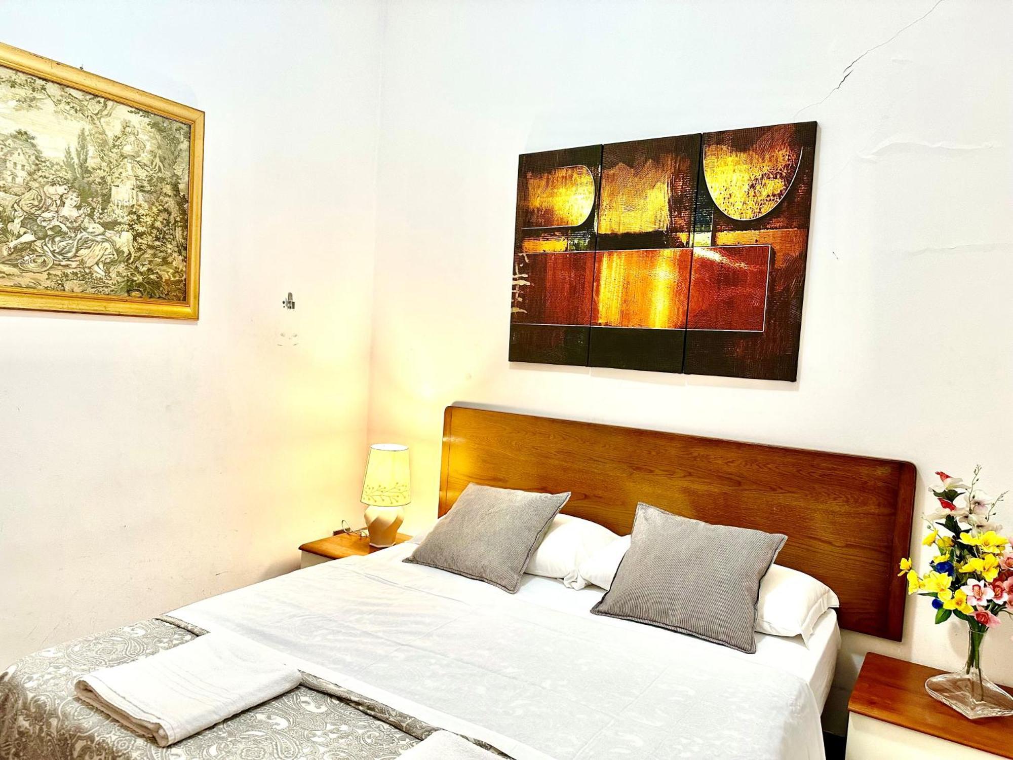 4 Bed Rooms Luxury Apartment Near Colosseum 罗马 外观 照片